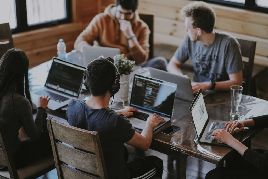 travailler en équipe bureau
