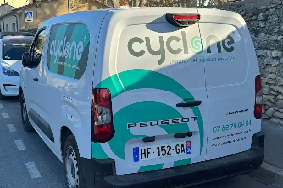 Covering Cyclone arrière gauche.